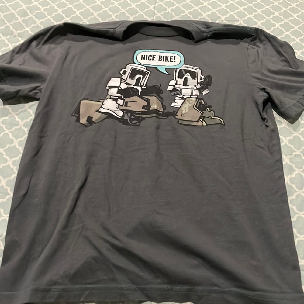 Boys large Star Wars Disney short sleeve (260)